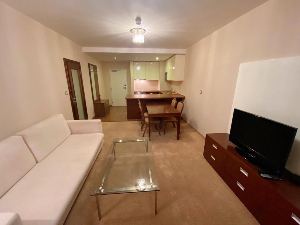 Golden Fish Apartmany Xia Пльзень Экстерьер фото